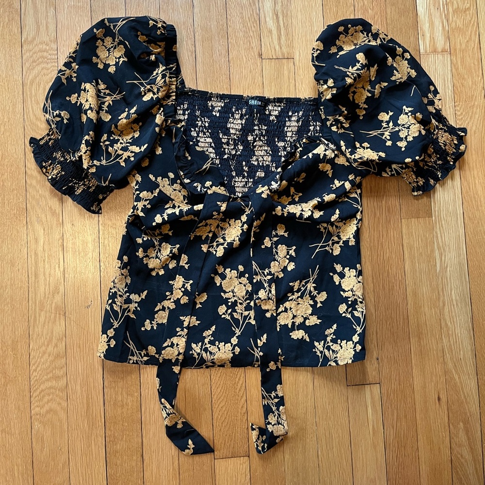 Women’s blouse
